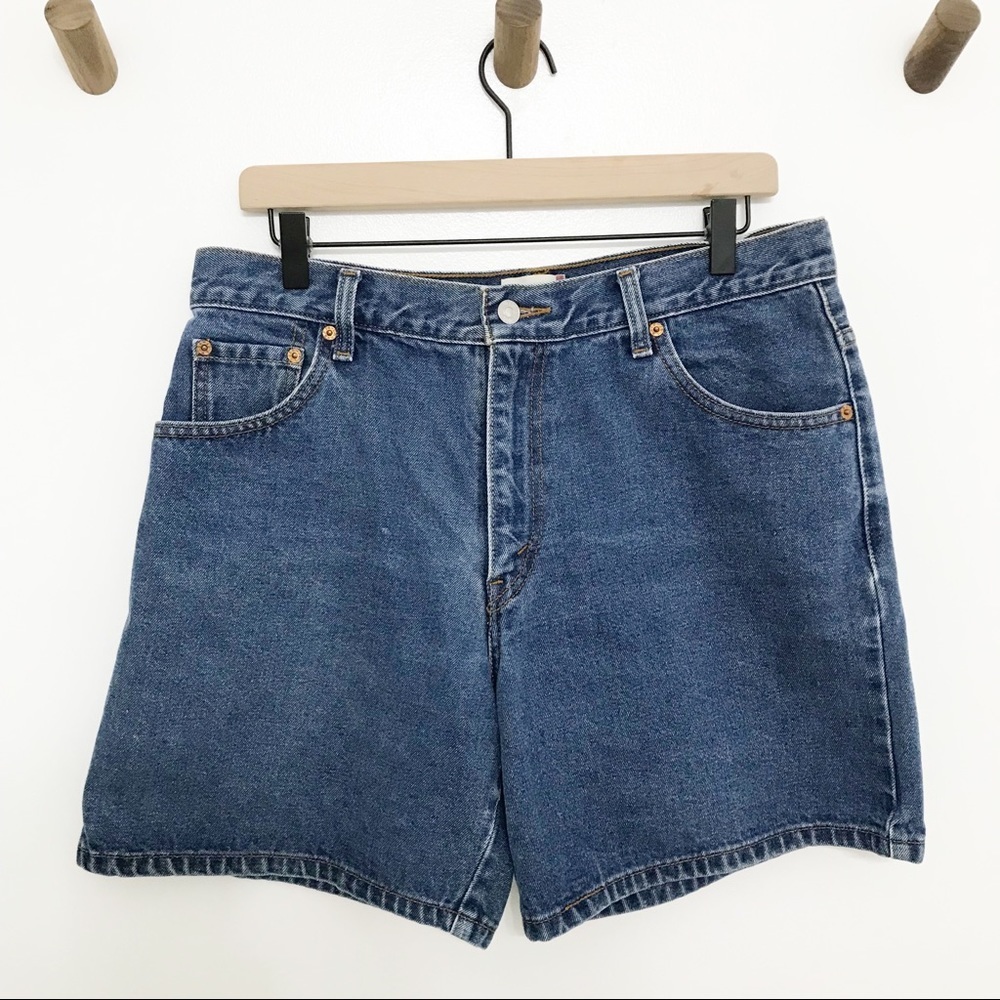 Levi’s Vintage 550 High-waisted Shorts Size 14